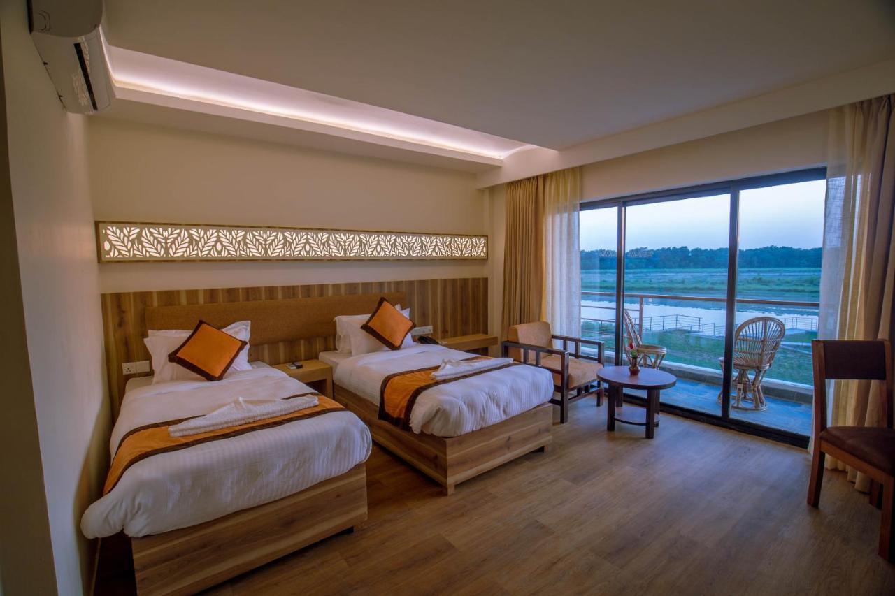 Park Safari Resort Саураха Екстериор снимка