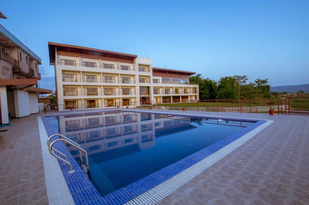 Park Safari Resort Саураха Екстериор снимка