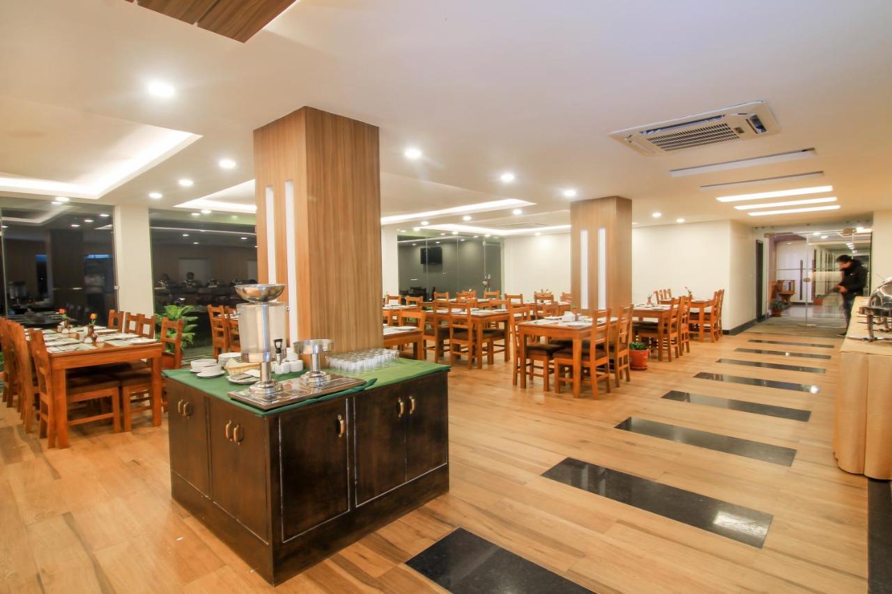 Park Safari Resort Саураха Екстериор снимка
