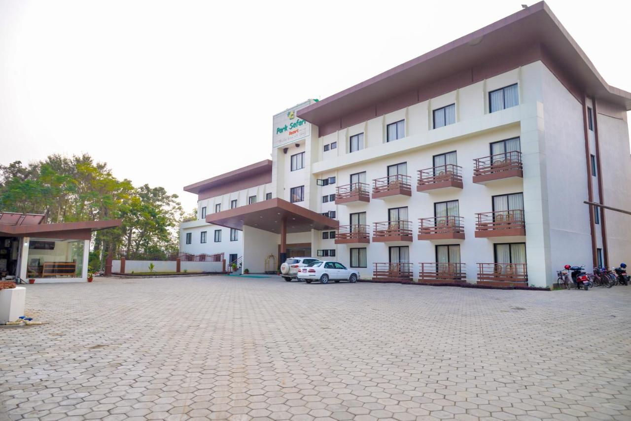 Park Safari Resort Саураха Екстериор снимка