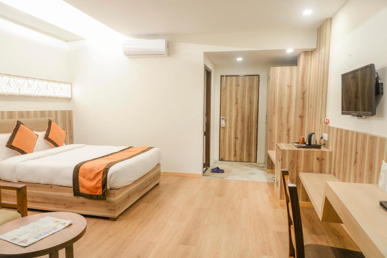 Park Safari Resort Саураха Екстериор снимка