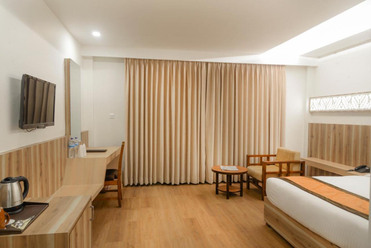 Park Safari Resort Саураха Екстериор снимка