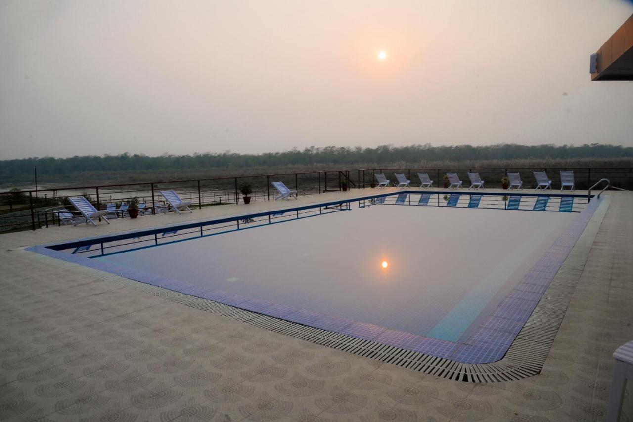 Park Safari Resort Саураха Екстериор снимка