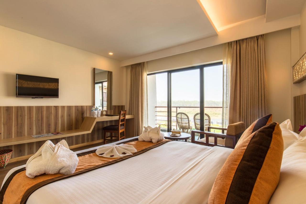 Park Safari Resort Саураха Екстериор снимка
